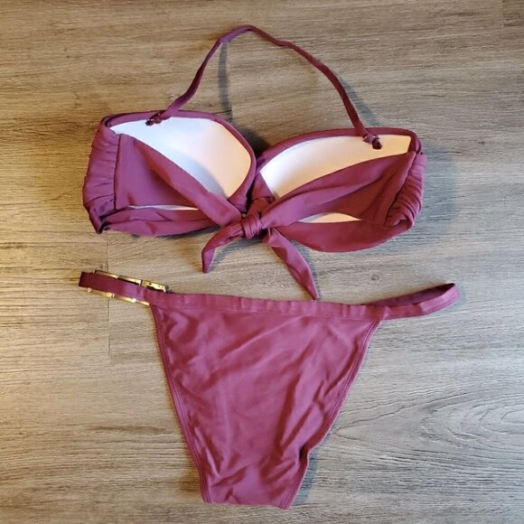 Bikini - Picture 2 of 6